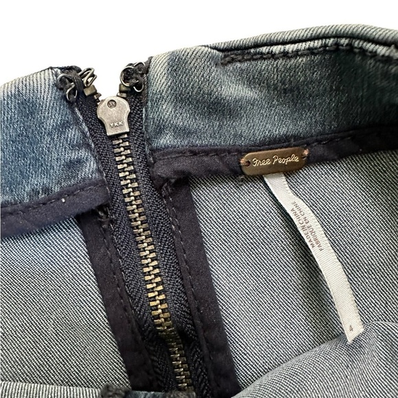 Free People Jean Mini Skirt Sz 4 - Picture 16 of 17